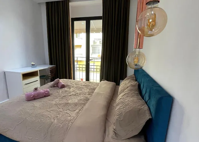 Likehome Center 1 Apartmán Tirana